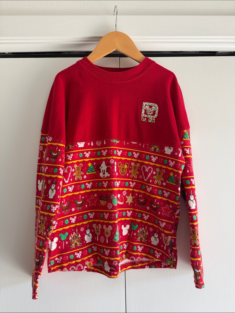 Kids M Disney Spirit Jersey Holidays
